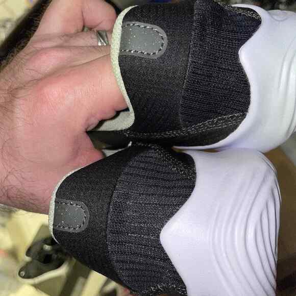 Nike Flex Experience Run 11 Men's DD9284-300 Color Sequoia Size 11 Shoes - Picture 10 of 11